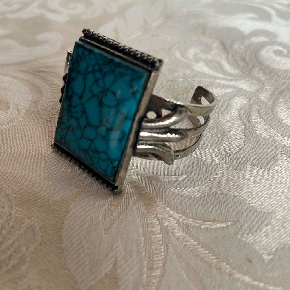 Turquoise Stone Cuff Bracelet/ Bold Cuff Braclet/ I never used it - Picture 5 of 7